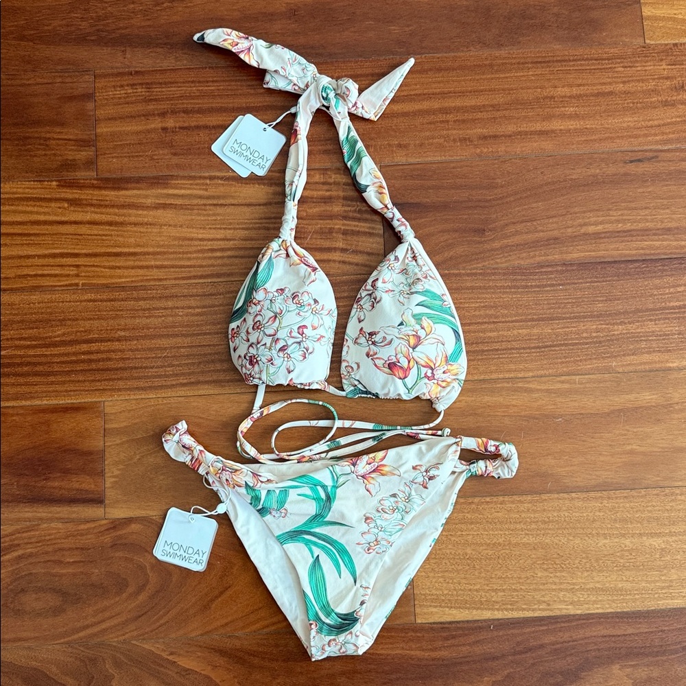 Monday Swimwear Peach Floral Bikini Set S/M